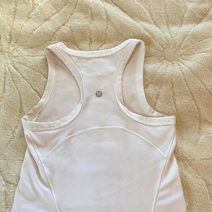 Selling a vanilla white lulu top! 🤍